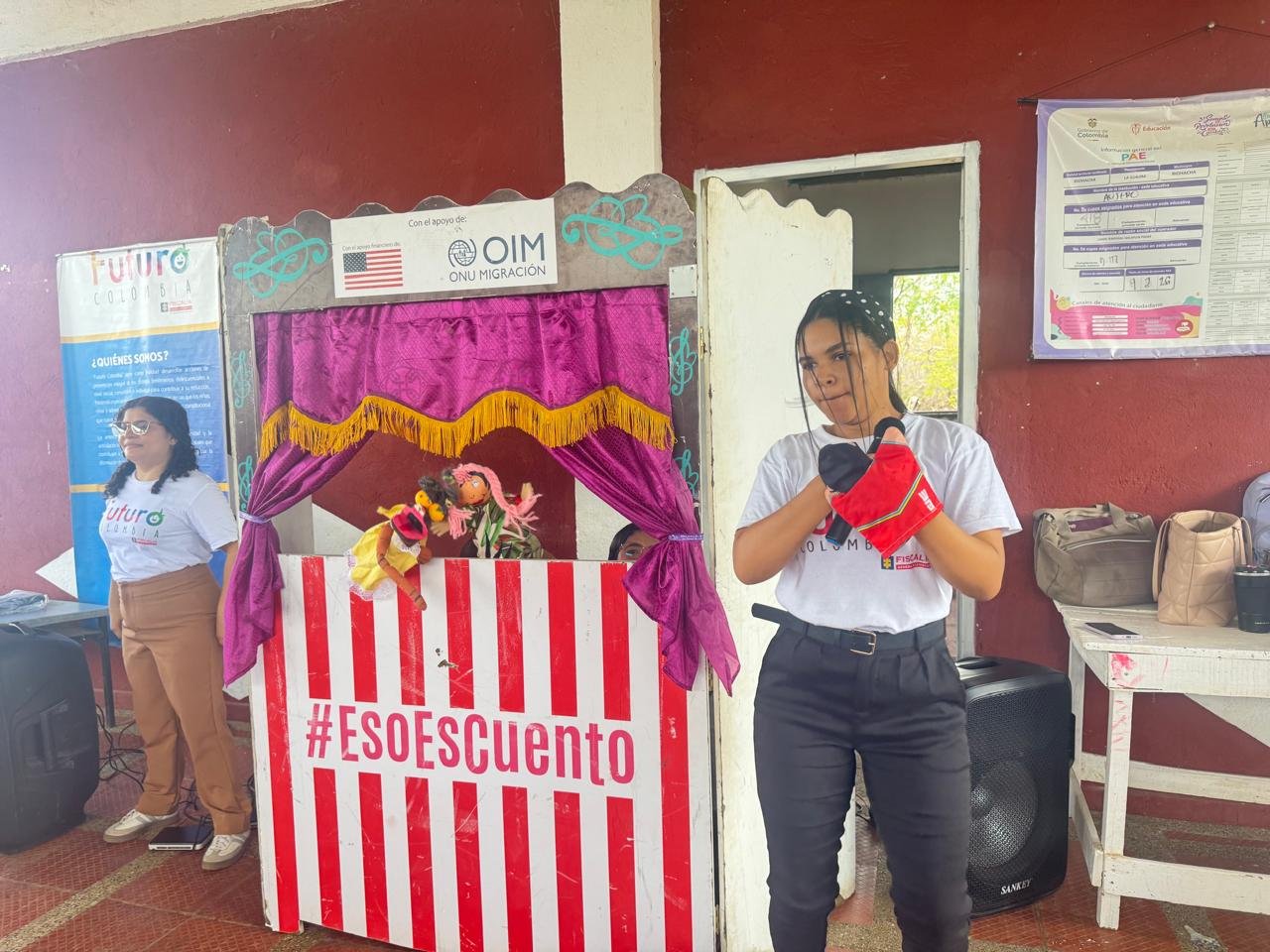 Mediante actividades pedagógicas del programa Futuro Colombia, Ángela Pérez Romero acompañó a estudiantes de Aujero en la reflexión sobre situaciones de riesgo y decisiones responsables.
